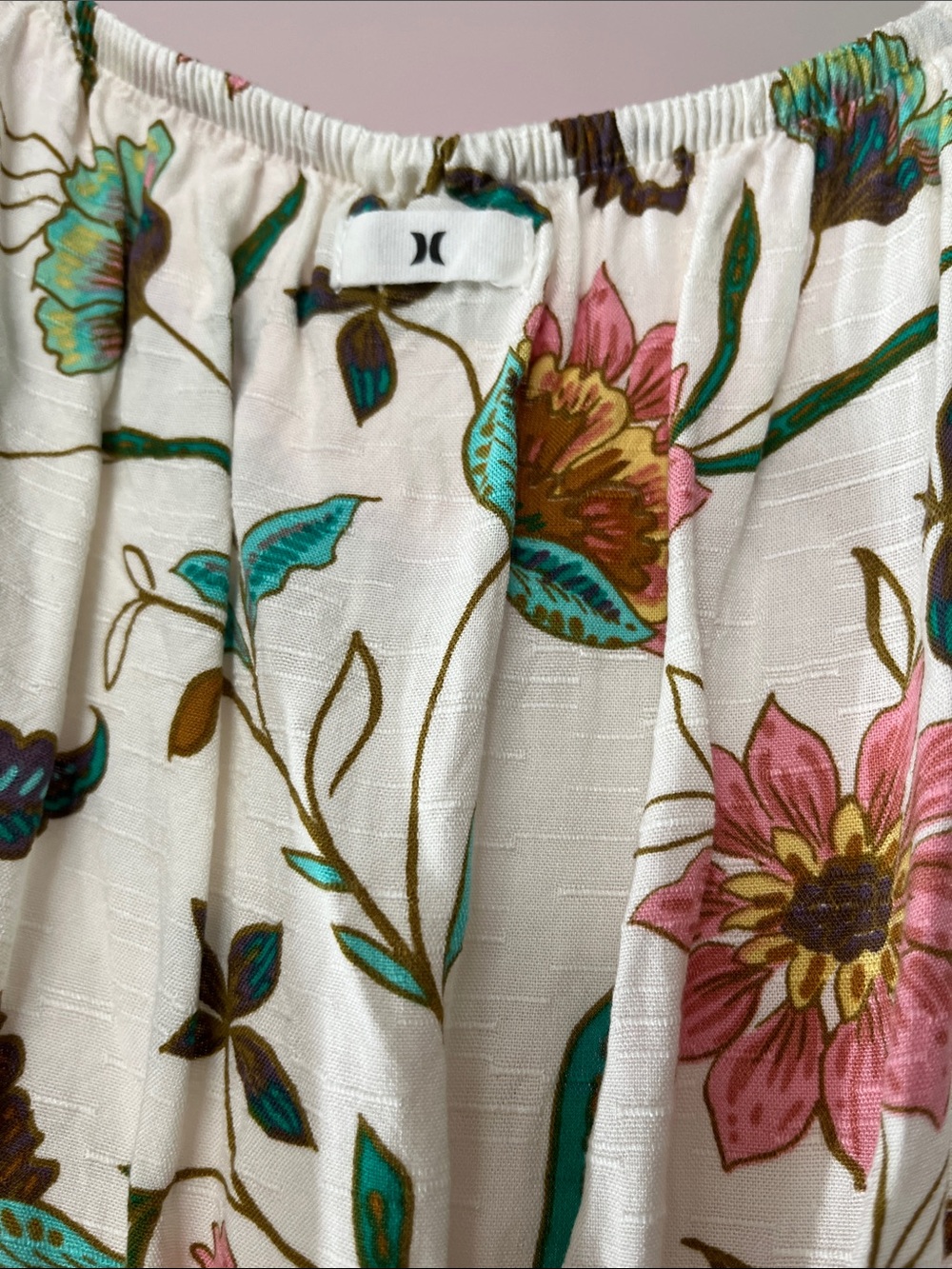 Hurley White Floral Tie-Waist Dress with Puff Sleeves - Picture 10 of 15